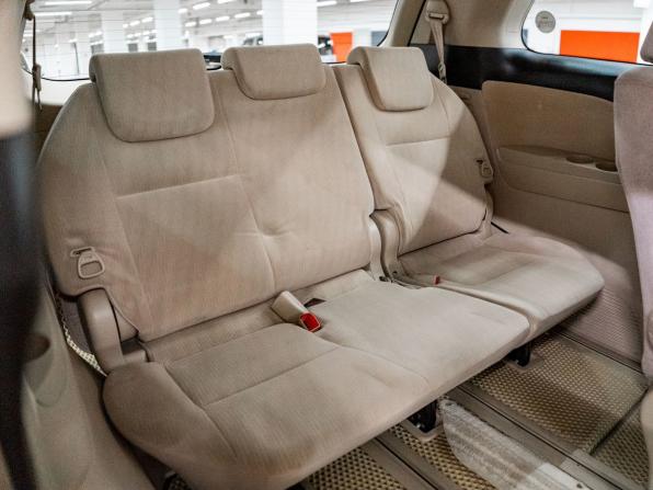 Toyota Estima III Рестайлинг 2 с пробегом 2012 года, цена 1 900 000 рублей, 246200 км, минивэн, Автокод Объявления