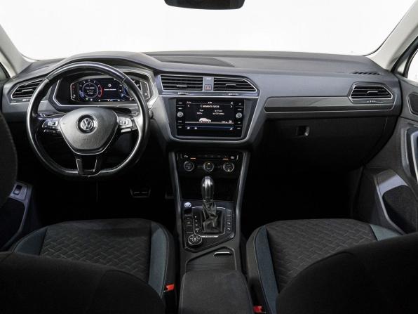 Volkswagen Tiguan II с пробегом 2019 года, цена 2 450 000 рублей, 113772 км, внедорожник, Автокод Объявления