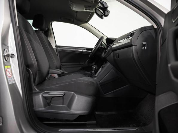 Volkswagen Tiguan II с пробегом 2017 года, цена 2 299 000 рублей, 164630 км, внедорожник, Автокод Объявления