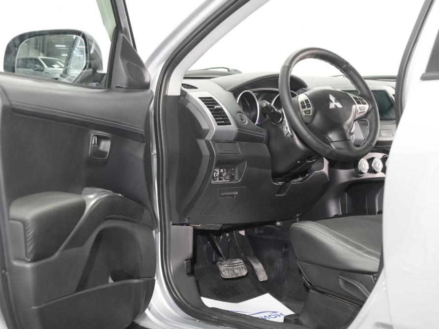 Mitsubishi Outlander II Рестайлинг Новосибирск  - изображение 18