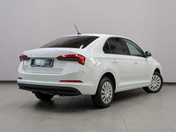 Skoda Rapid II с пробегом 2021 года, цена 1 715 000 рублей, 69993 км, лифтбек, Автокод Объявления