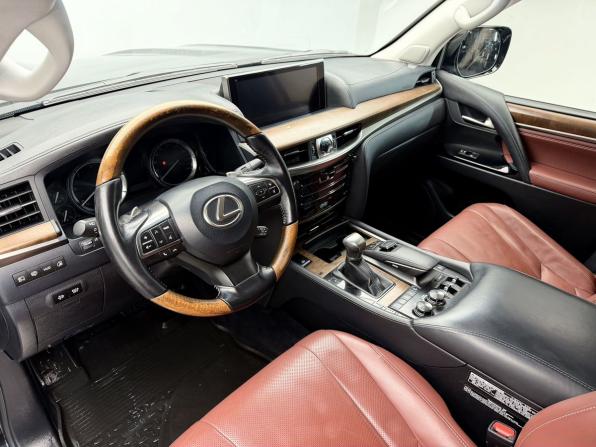 Lexus LX III Рестайлинг 2 с пробегом 2016 года, цена 7 775 000 рублей, 167311 км, внедорожник, Автокод Объявления