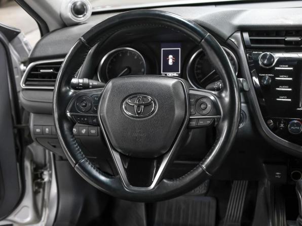 Toyota Camry VIII (XV70) с пробегом 2019 года, цена 2 098 000 рублей, 128324 км, седан, Автокод Объявления