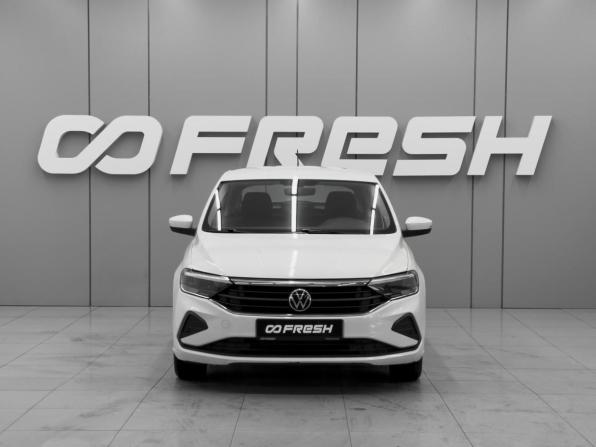 Volkswagen Polo VI с пробегом 2021 года, цена 1 570 000 рублей, 61338 км, лифтбек, Автокод Объявления