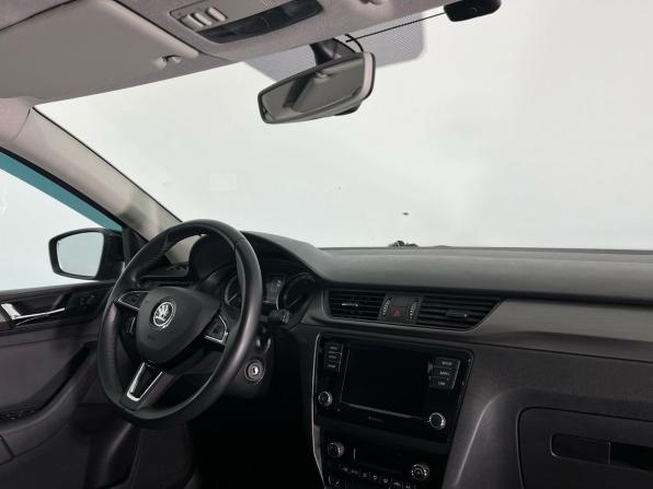 Skoda Rapid I Рестайлинг с пробегом 2019 года, цена 1 289 000 рублей, 147000 км, лифтбек, Автокод Объявления