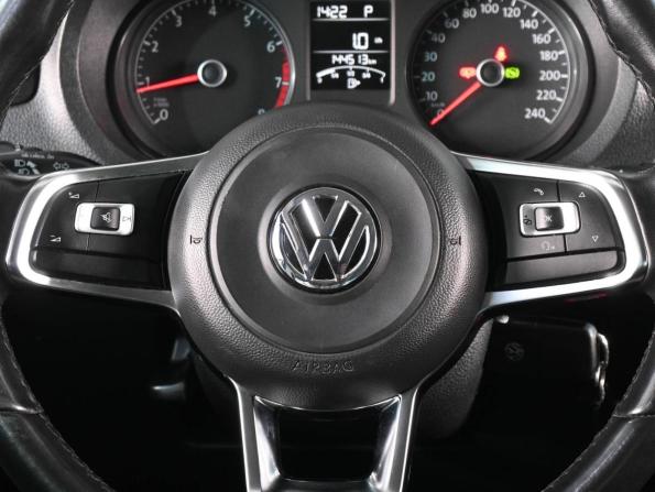 Volkswagen Polo V Рестайлинг с пробегом 2019 года, цена 1 249 000 рублей, 144513 км, седан, Автокод Объявления