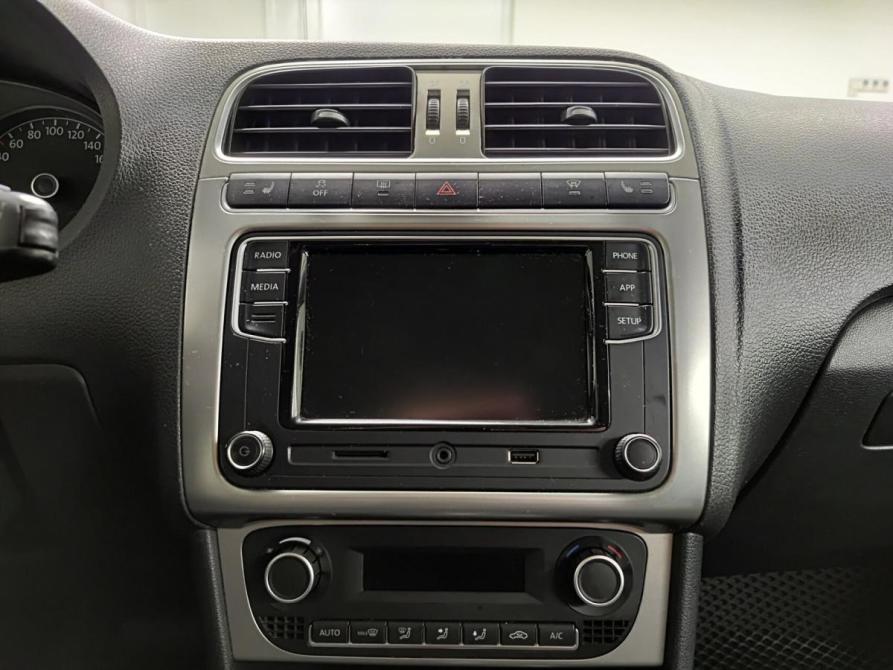 Volkswagen Polo V Рестайлинг Казань  - изображение 18