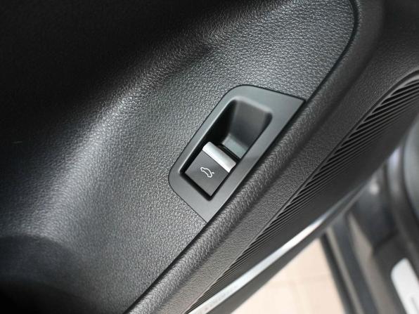 Audi Q8 I (4M) с пробегом 2019 года, цена 6 449 900 рублей, 219000 км, внедорожник, Автокод Объявления