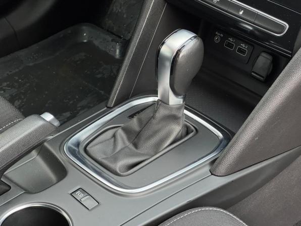 Renault Megane IV Рестайлинг с пробегом 2021 года, цена 1 657 000 рублей, 142207 км, универсал, Автокод Объявления