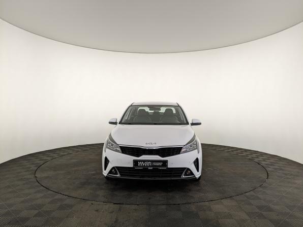 Kia Rio IV Рестайлинг с пробегом 2021 года, цена 1 670 000 рублей, 53811 км, седан, Автокод Объявления