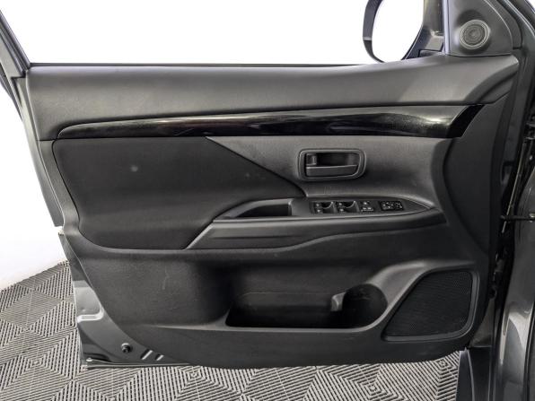 Mitsubishi Outlander III Рестайлинг 3 с пробегом 2019 года, цена 1 875 000 рублей, 123571 км, внедорожник, Автокод Объявления