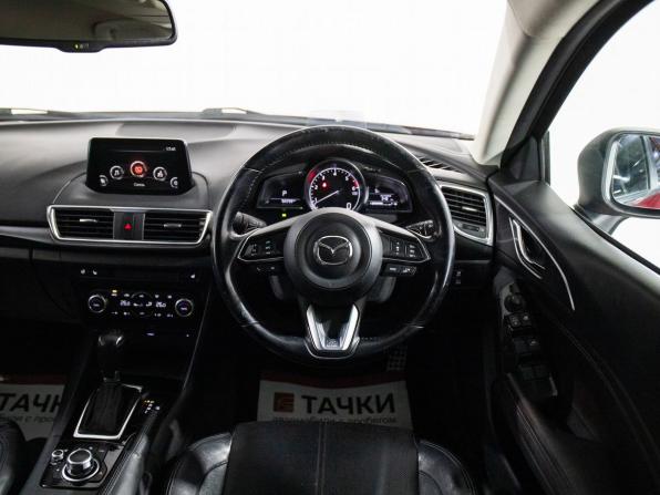 Mazda Axela III Рестайлинг с пробегом 2018 года, цена 1 500 000 рублей, 92299 км, седан, Автокод Объявления