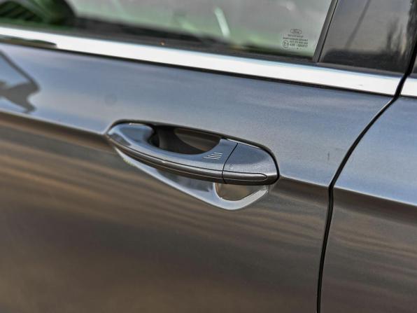 Ford Mondeo V с пробегом 2017 года, цена 1 380 000 рублей, 168452 км, седан, Автокод Объявления