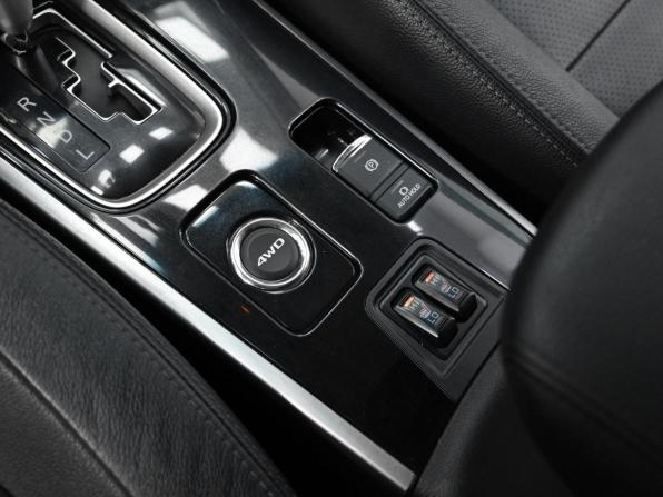 Mitsubishi Outlander III Рестайлинг 2 с пробегом 2018 года, цена 1 749 000 рублей, 109000 км, внедорожник, Автокод Объявления