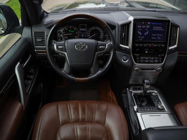 Toyota Land Cruiser 200 Series Рестайлинг 2 с пробегом 2020 года, цена 6 920 100 рублей, 192005 км, внедорожник, Автокод Объявления