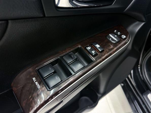 Toyota Camry VII (XV50) Рестайлинг с пробегом 2015 года, цена 2 199 000 рублей, 142700 км, седан, Автокод Объявления