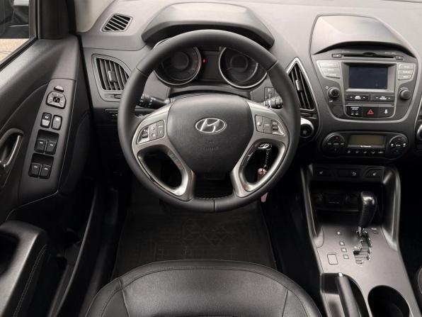 Hyundai ix35 I Рестайлинг с пробегом 2013 года, цена 1 235 000 рублей, 233802 км, внедорожник, Автокод Объявления