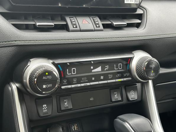 Toyota RAV4 VI (XA60) с пробегом 2025 года, цена 3 850 000 рублей, 12941 км, внедорожник, Автокод Объявления
