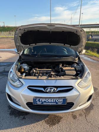 Hyundai Solaris I с пробегом 2014 года, цена 700 000 рублей, 146000 км, седан, Автокод Объявления