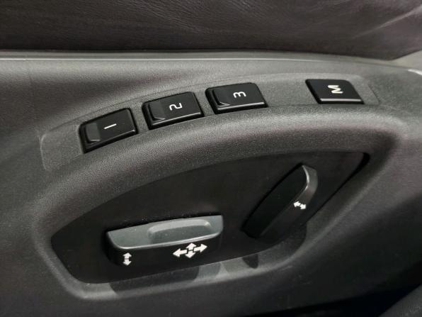 Volvo S80 II Рестайлинг с пробегом 2012 года, цена 955 000 рублей, 300000 км, седан, Автокод Объявления