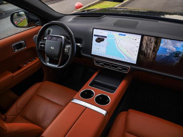 Li Auto (Lixiang) L9 I с пробегом 2023 года, цена 5 799 777 рублей, 78022 км, внедорожник, Автокод Объявления