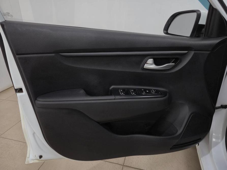 Kia Rio IV Альметьевск  - изображение 9