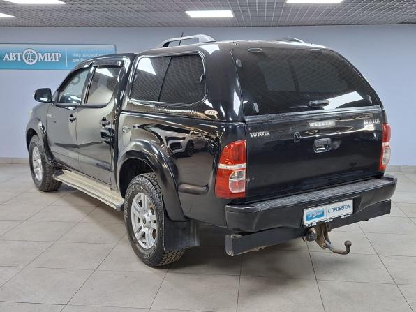 Toyota Hilux VII Рестайлинг с пробегом 2012 года, цена 2 249 000 рублей, 267204 км, offers.body_type.unknown, Автокод Объявления
