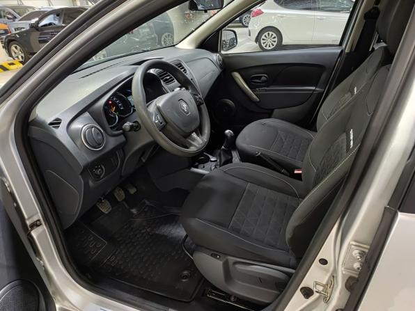 Renault Sandero II с пробегом 2016 года, цена 939 000 рублей, 108635 км, хэтчбек, Автокод Объявления