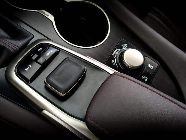 Lexus RX IV с пробегом 2016 года, цена 3 285 000 рублей, 170174 км, внедорожник, Автокод Объявления