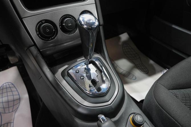 Peugeot 308 I с пробегом 2008 года, цена 389 000 рублей, 193000 км, хэтчбек, Автокод Объявления
