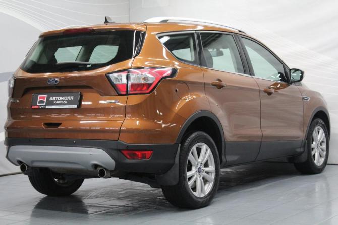 Ford Kuga II Рестайлинг с пробегом 2018 года, цена 1 779 000 рублей, 65500 км, внедорожник, Автокод Объявления
