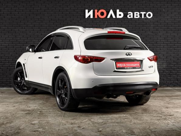 Infiniti QX70 с пробегом 2014 года, цена 1 900 000 рублей, 162476 км, внедорожник, Автокод Объявления