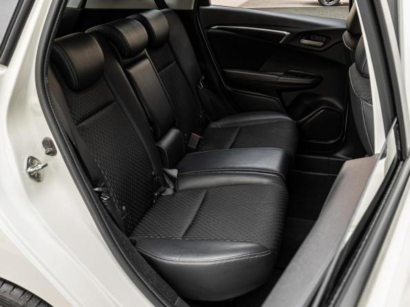 Honda Fit III с пробегом 2016 года, цена 1 090 000 рублей, 121202 км, хэтчбек, Автокод Объявления