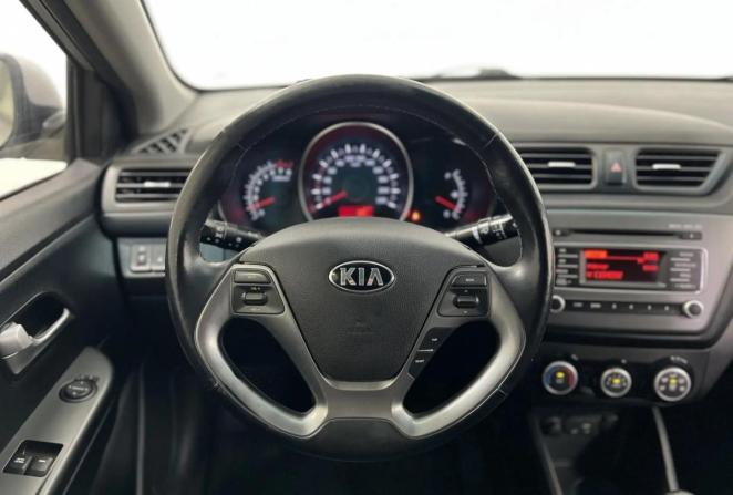 Kia Rio III Рестайлинг с пробегом 2015 года, цена 1 050 000 рублей, 134600 км, седан, Автокод Объявления