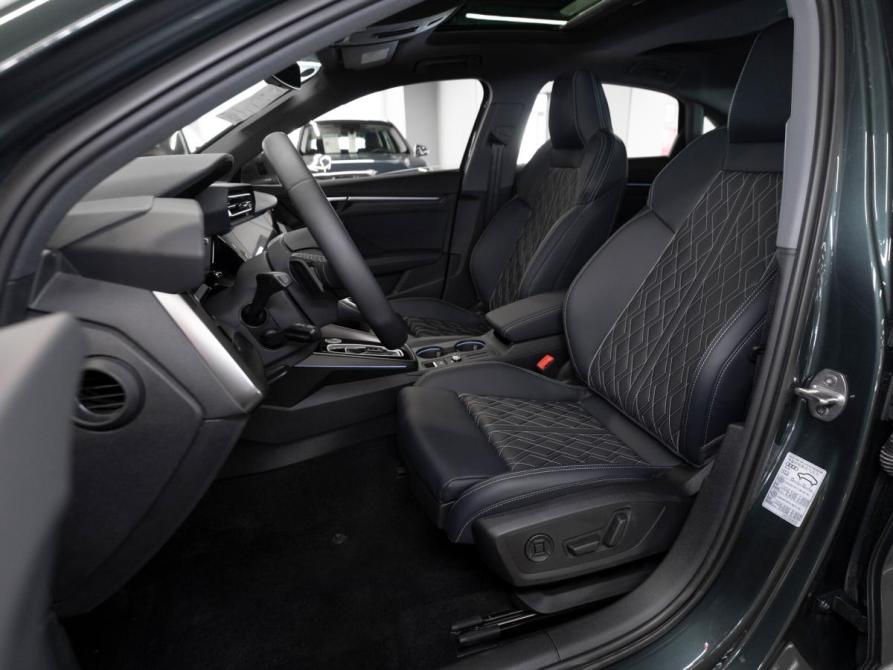 Audi A3 IV (8Y) Рестайлинг Москва  - изображение 12