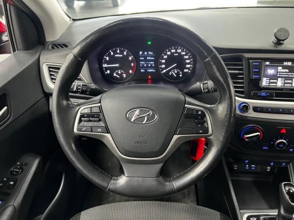 Hyundai Solaris II с пробегом 2017 года, цена 1 299 000 рублей, 112000 км, седан, Автокод Объявления