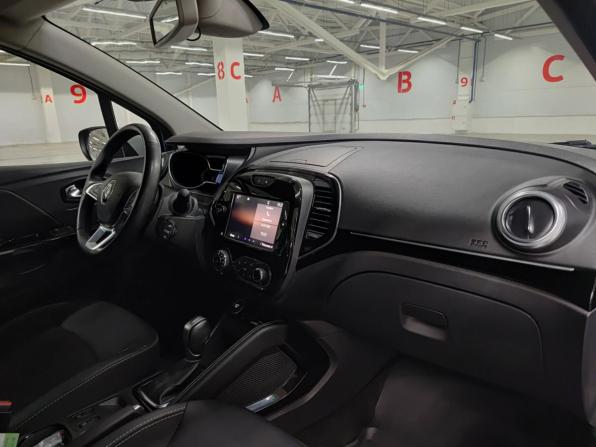 Renault Kaptur I Рестайлинг с пробегом 2021 года, цена 1 849 000 рублей, 34627 км, внедорожник, Автокод Объявления