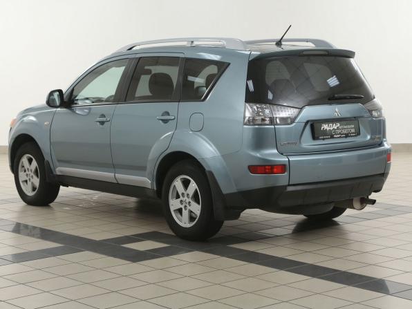 Mitsubishi Outlander II с пробегом 2008 года, цена 770 000 рублей, 244000 км, внедорожник, Автокод Объявления