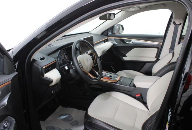 Haval Jolion I Рестайлинг с пробегом 2023 года, цена 2 265 000 рублей, 28377 км, внедорожник, Автокод Объявления