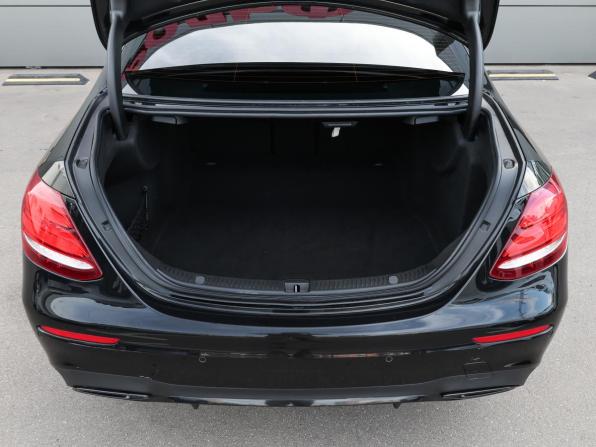 Mercedes-Benz E-Класс V (W213 S213 C238) с пробегом 2019 года, цена 3 250 000 рублей, 160868 км, седан, Автокод Объявления