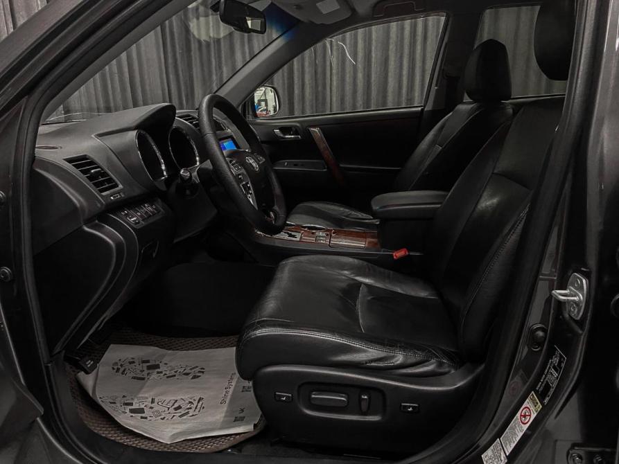 Toyota Highlander II (XU40) Рестайлинг Красноярск  - изображение 9