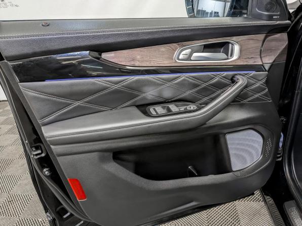 Exeed VX I с пробегом 2022 года, цена 2 850 000 рублей, 30970 км, внедорожник, Автокод Объявления