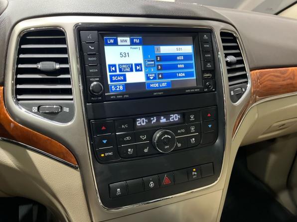 Jeep Grand Cherokee IV (WK2) с пробегом 2011 года, цена 1 545 000 рублей, 278461 км, внедорожник, Автокод Объявления