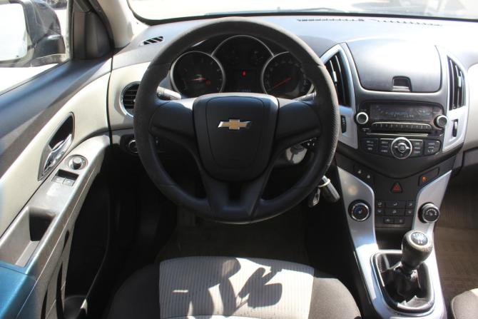 Chevrolet Cruze I Рестайлинг с пробегом 2013 года, цена 697 000 рублей, 246342 км, универсал, Автокод Объявления