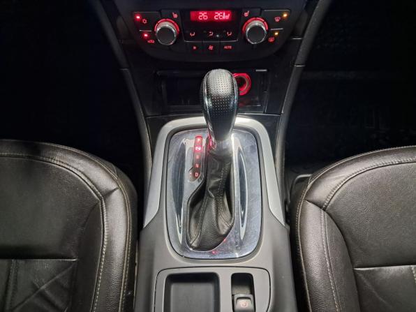 Opel Insignia I с пробегом 2012 года, цена 1 049 000 рублей, 211555 км, универсал, Автокод Объявления