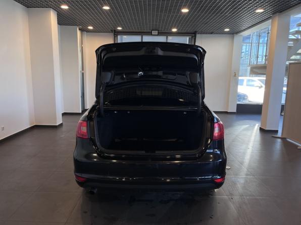 Volkswagen Jetta VI с пробегом 2013 года, цена 890 000 рублей, 257948 км, седан, Автокод Объявления
