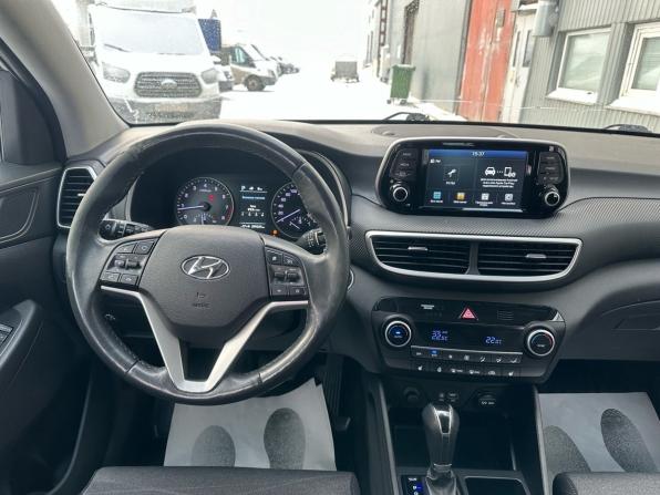 Hyundai Tucson III Рестайлинг с пробегом 2018 года, цена 1 650 000 рублей, 299300 км, внедорожник, Автокод Объявления