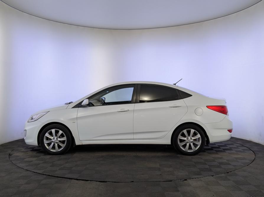 Hyundai Solaris I Москва  - изображение 8