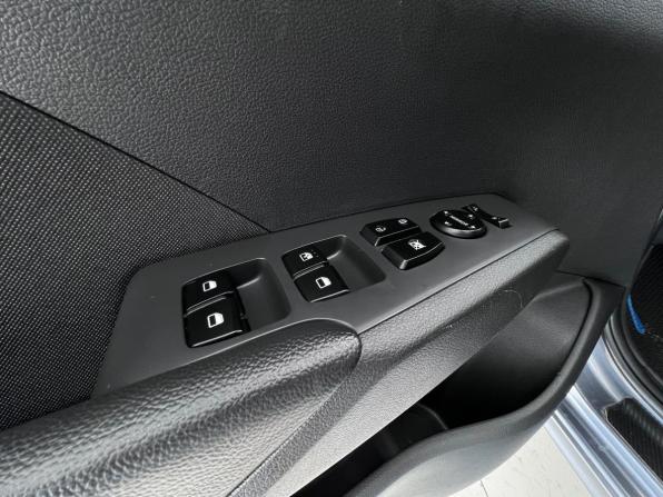 Hyundai Solaris II с пробегом 2020 года, цена 1 330 000 рублей, 150533 км, седан, Автокод Объявления