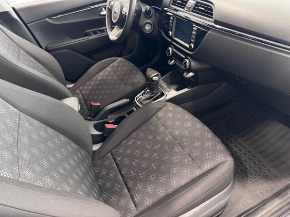 Kia Rio IV с пробегом 2018 года, цена 1 775 000 рублей, 43000 км, хэтчбек, Автокод Объявления